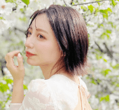 シオリさん